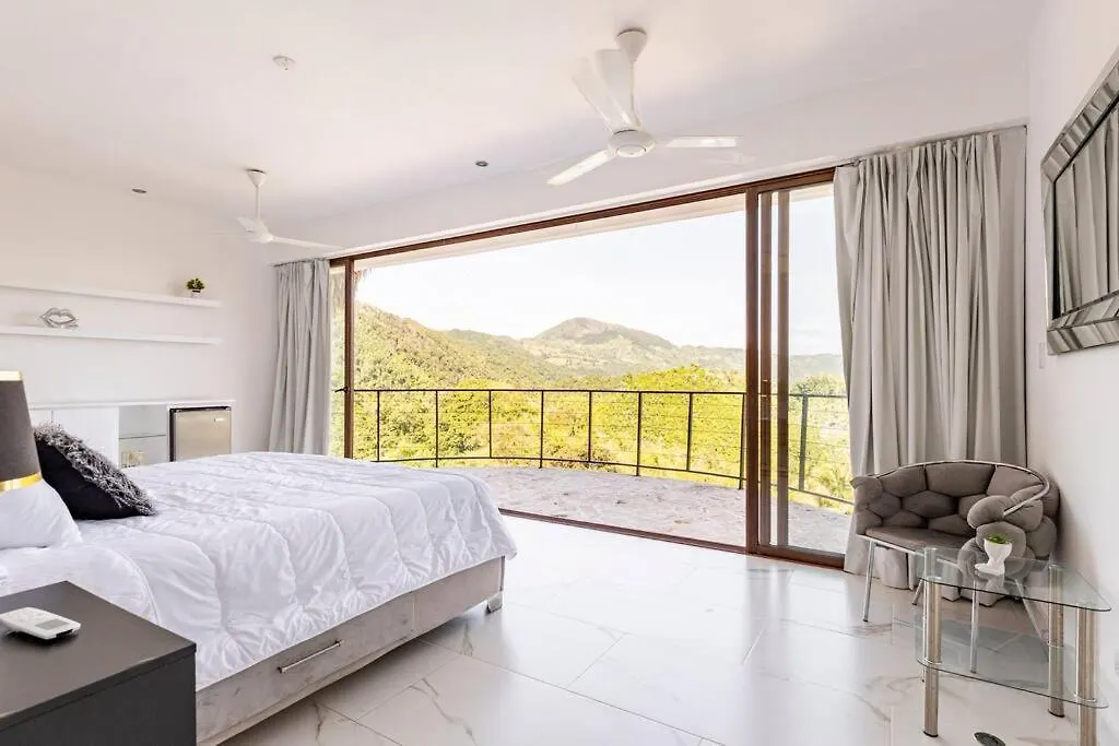 Panoramic Hilltop Villa, Infinity Pool, Near Beach El Valle Dominican Republic