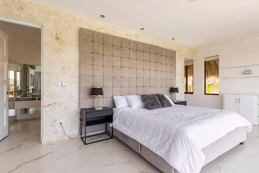 Panoramic Hilltop Villa, Infinity Pool, Near Beach El Valle